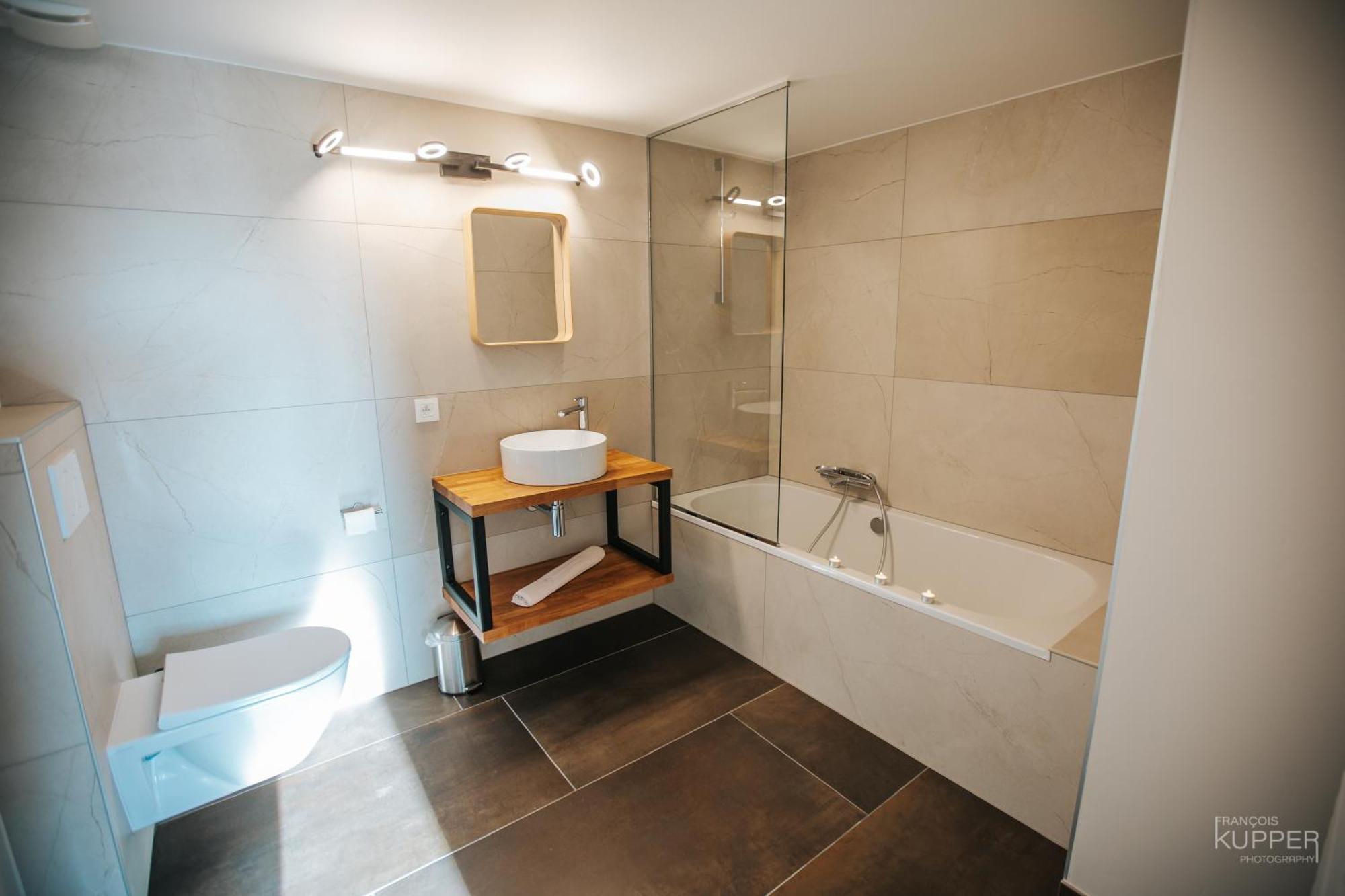 Le Noir Flohay 30 Pers - Malmedy, Vue, Wellness Villa Eksteriør billede